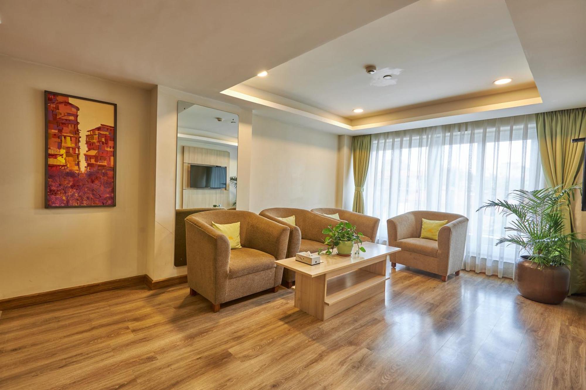 Hotel Crowne Imperial Kathmandu Luaran gambar